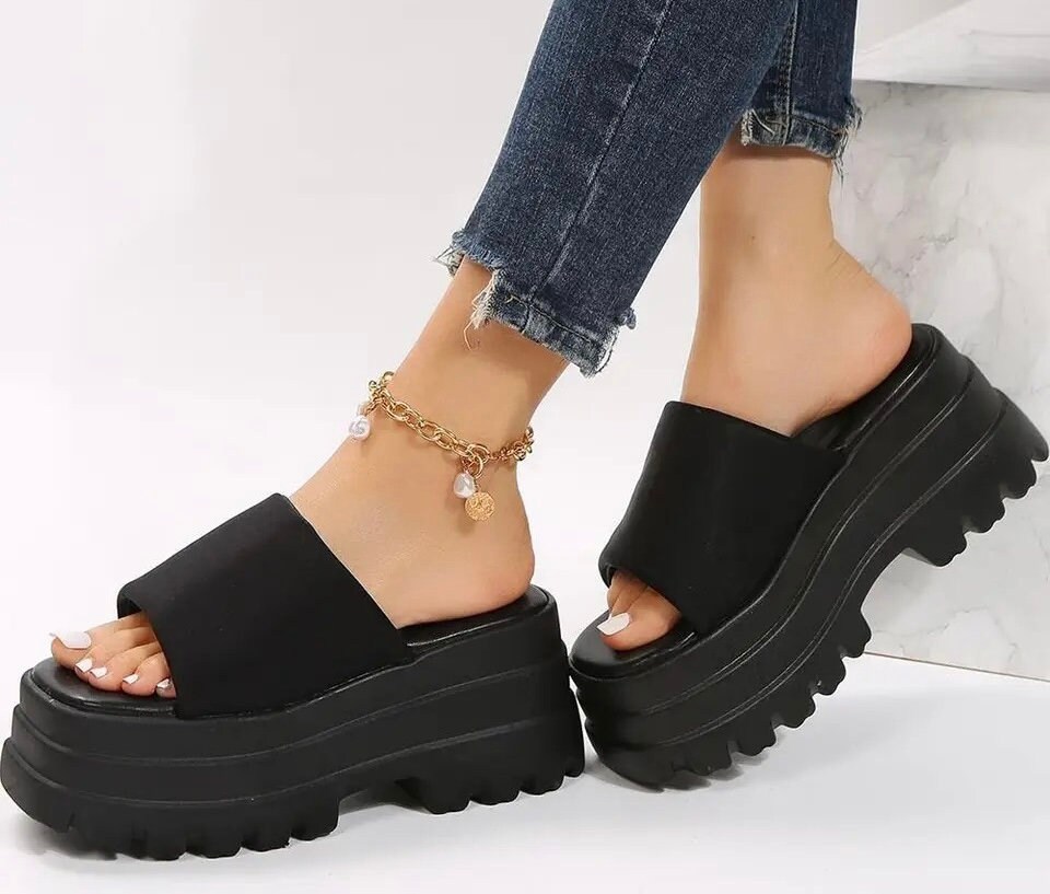 womens platform black shoes