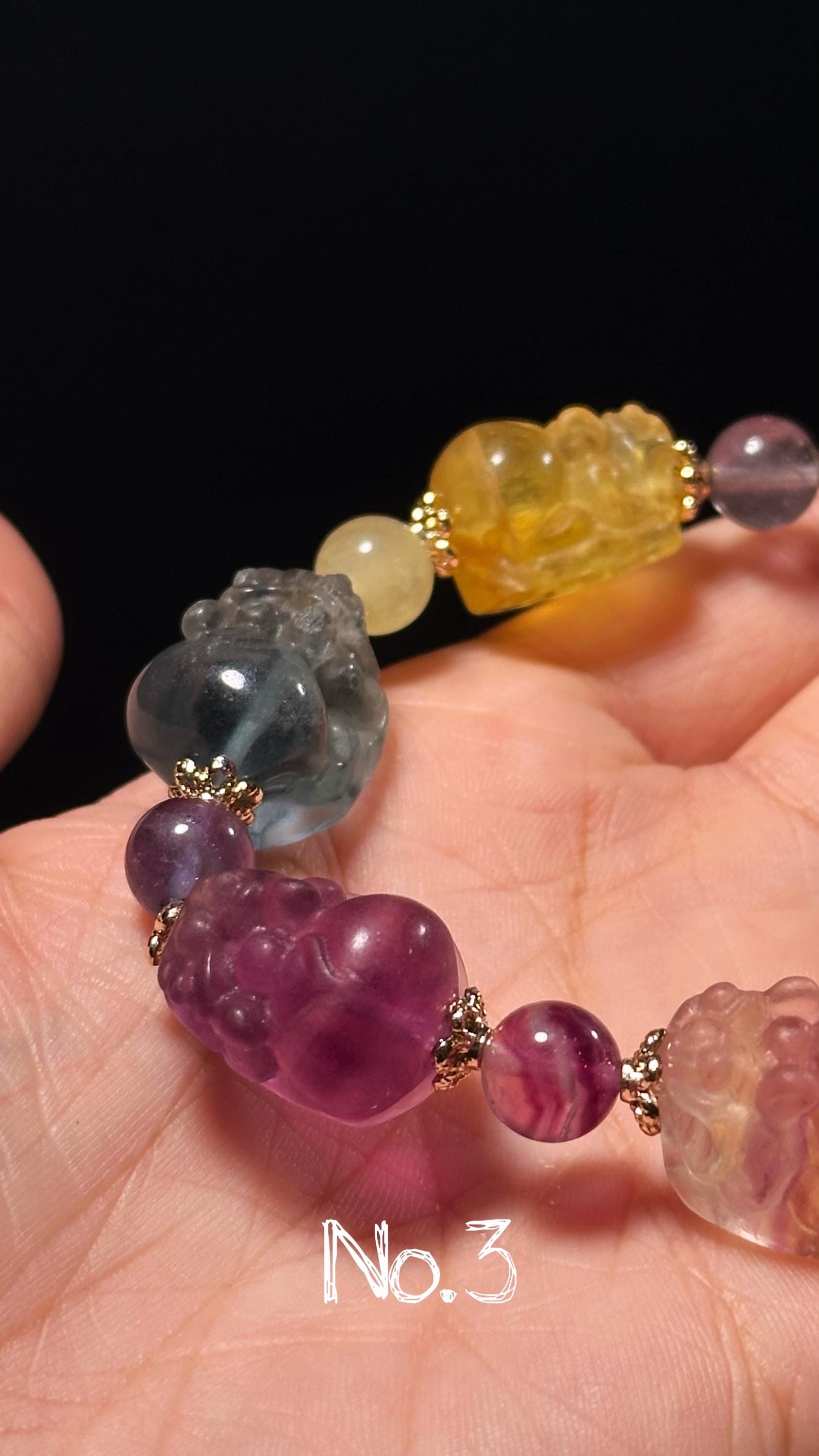幸運の守護者 | フローライト貔貅ブレスレット - Etsy 日本