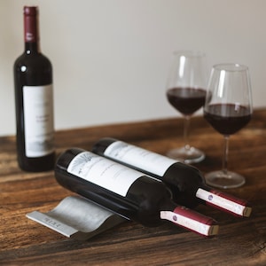 Concrete Minimal Wine Holder, Housewarming Gift, Handmade Wine Gifts, Wine Racks