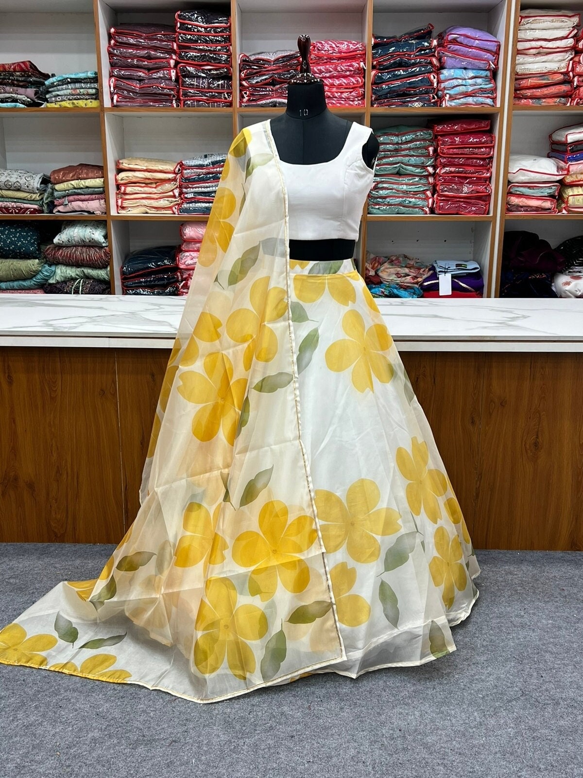 Simple dress shop for haldi function