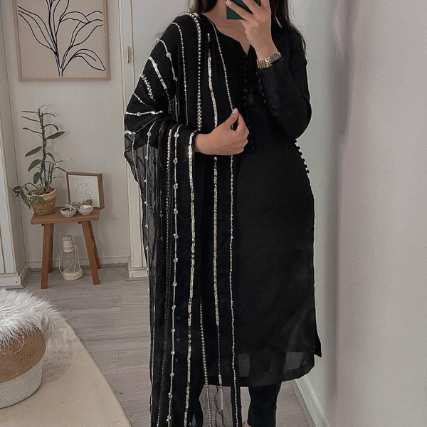 Eid Partywear schwarze Kurta mit Pent und Dupatta Pakistanische Designer schwer 3-teilig Salwar Kameez für Hochzeiten Fertige Kleider Anzug für eid