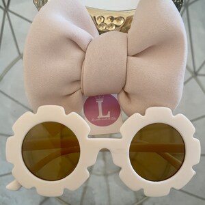 Perfect match. Glasses and baby headband, little girl
