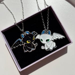 White Dark Dragon Couple Necklace, Cute Carton Dragon Necklace, Night Fury and Light Fury Lover Necklace, 2 pcs BFF Necklace