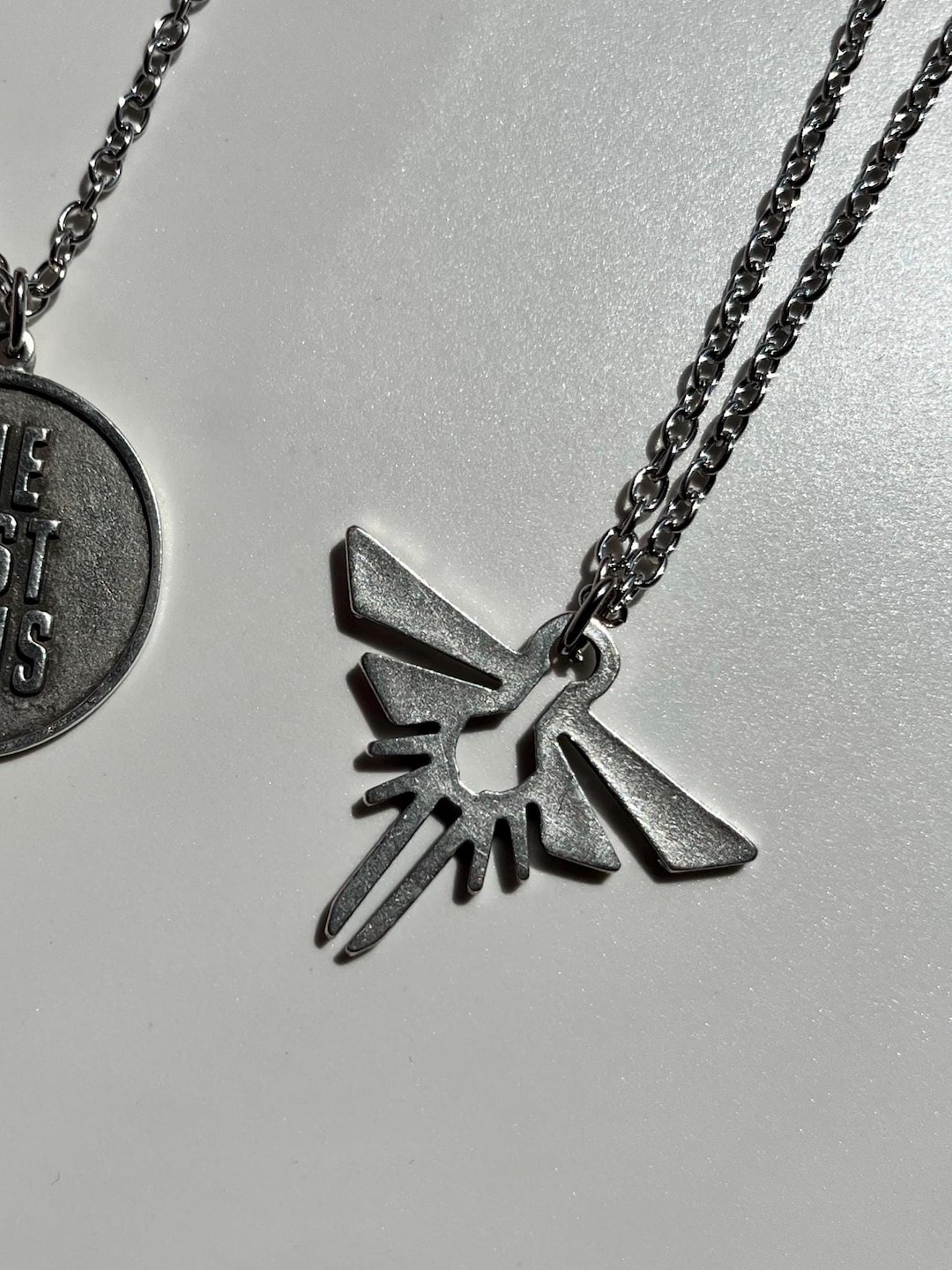 The Last of Us Fireflies Symbol Necklace, TLOU 1 Pcs