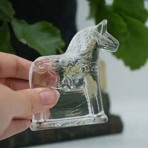 Vintage 'Lindshammar' Glass Horse Dalahast Paperweight Designed by Christer Sjögren Swedish 1970s Dala Horse Figurine Home Decor Rare image 6