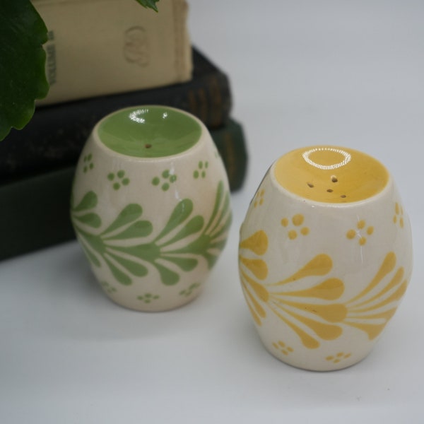 Vintage Pair of Ceramic Studio Eve Green & Yellow Salt And Pepper Shakers | Kitchen Decor | Vibrant | Colourful | Fun | Spring