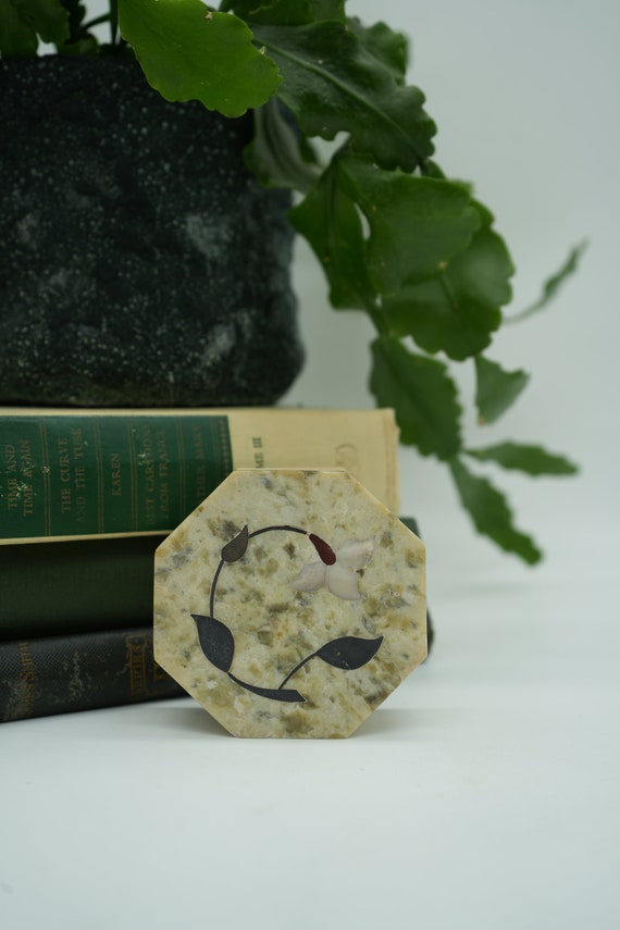 Vintage Marble & Mother of Pearl Floral Inlay Oct… - image 4