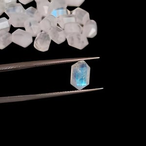 Gemas sueltas de doble punta facetadas arcoíris blancas naturales, suministros para joyería (5 x 11 mm), cuentas con doble terminación.