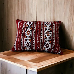Moroccan Handmade Wool berber Cushion/pillow Cover,Embroidery Colourful ,Home decoration best quality, professional vintage handmade Red