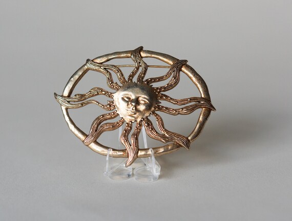 60-70s Vintage Zodiac Brooch - image 2