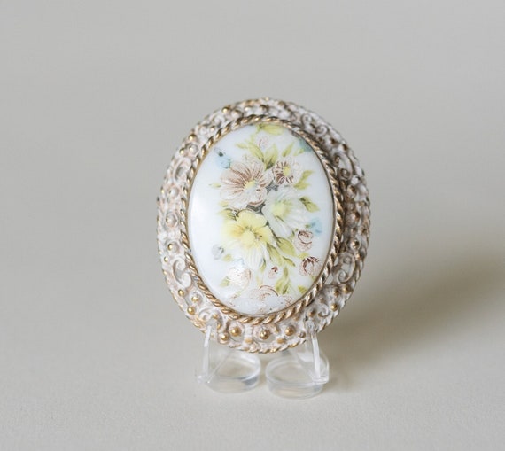60-70s Hand Painted Limoges Brooch - image 1