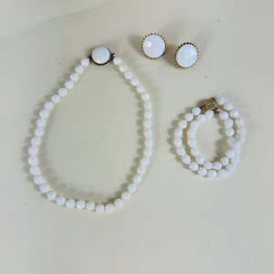 Milk Glass Vintage Jewelry Set