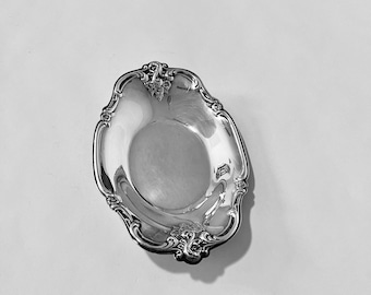 International Silver Oval Dish