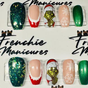 Grinchmas Press on Nails