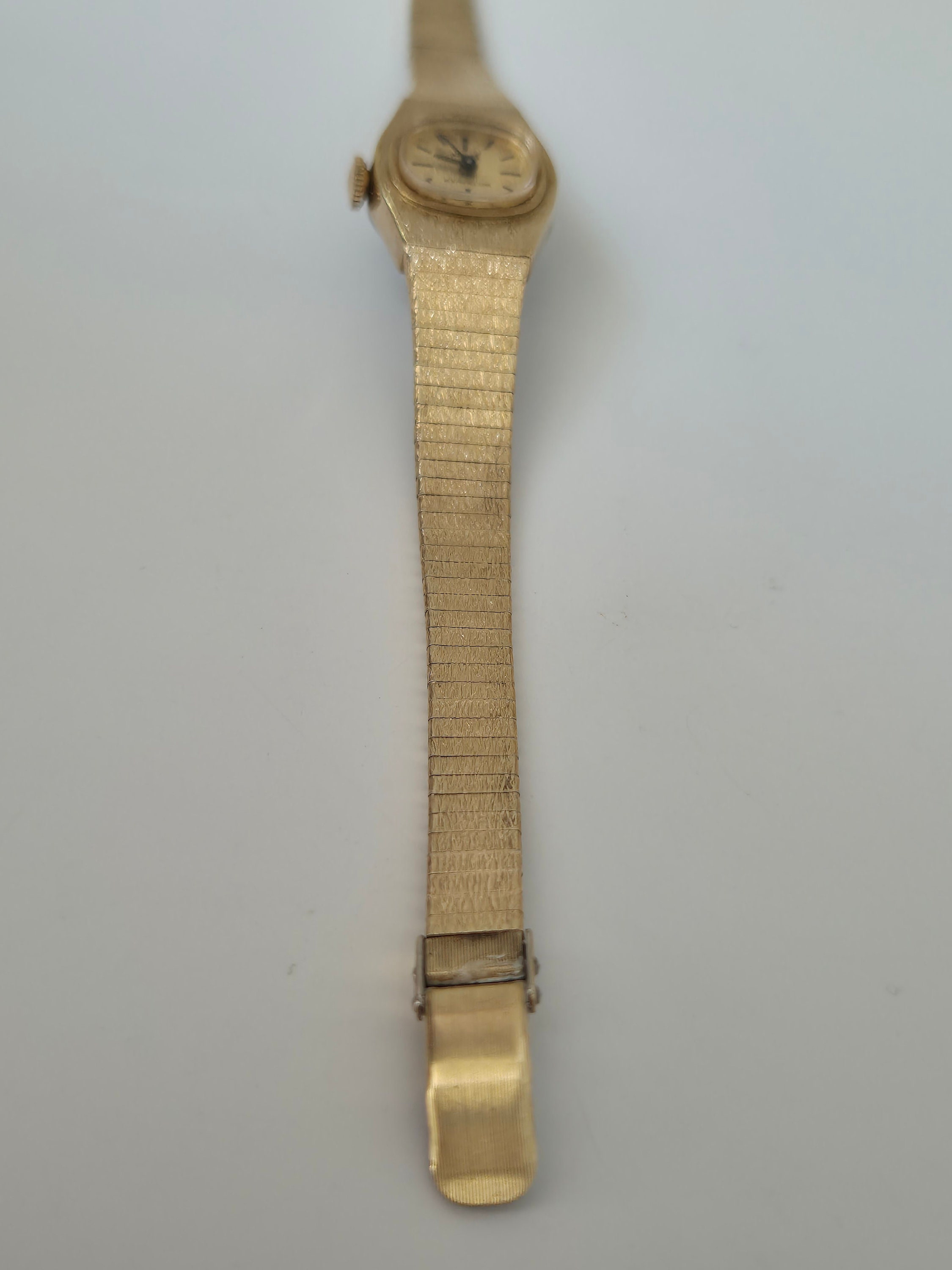 Wittnauer Geneve Vintage Women