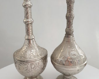 Bottiglia di profumo antica in stile ottomano placcata in argento, bottiglia di acqua di rose Gulebdan, bottiglia di acqua di colonia
