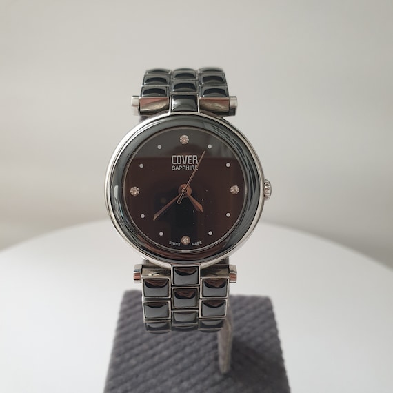 Cover hotsell sapphire watch