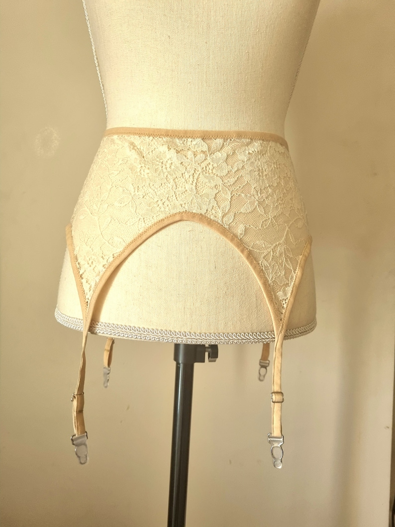 Garter Belt Pattern PDF, High Waist Suspender Belt. Easy Sewing Digital