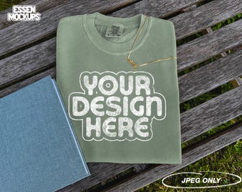 Comfort Colors 1717 T-Shirt Moss Green Mock Up | Komfortfarben 1717 Mockup | T-Shirt gefaltet | C1717 T-Shirt | Vintage Mockup | Flat Lay Mockup