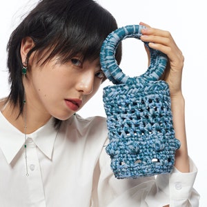 Sand Top Hand Bag, Raffia Hand Bag, Hand Crocheted Bottle Bag