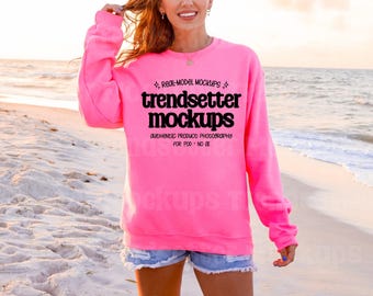 Gildan 18000 roze veiligheidsmodel, zomerstrandlevensstijl, oversized G18000-sweater met ronde hals, echt persoonsmodel