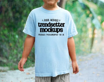 Comfort Colors 9018 Chambray T-Shirt Mockup, C9018 Kids Tee, Outdoor Lifestyle, Real Model