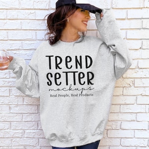 Gildan 18000 Ash Sweatshirt Mockup, Crewneck Sweatshirt Mock-up, G18000 Trendy Street Style Grey Pullover, Aesthetic Real Person Model