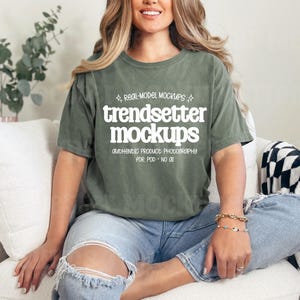 Comfort Colors 1717 Moss T-shirt Mockup, CC1717 Överdimensionerad T-shirt, Verklig Personmodell