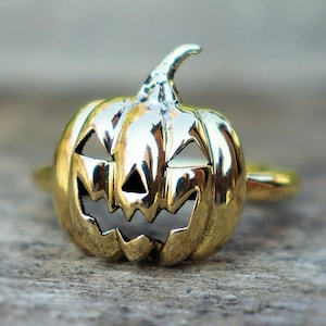 Ghost pumpkin Halloween party Gift ,Angry Pumpkin Faces ring ,October gift for her,  Handmade Ghost Halloween pumpkin Ring.