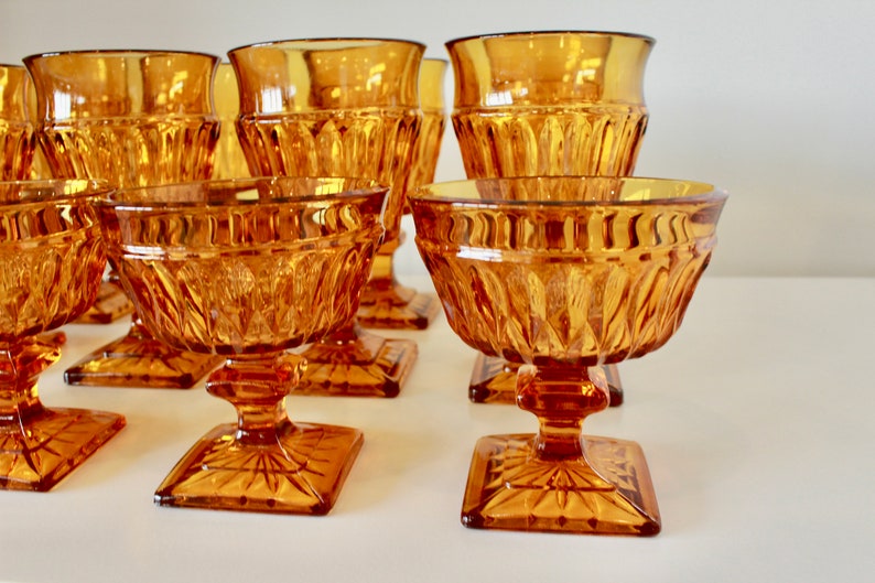 Vintage Indiana Glass Company Amber Mount Vernon Goblets Wine/Water Glasses Low Sherbet Glasses Footed MCM 1970s Glassware Barware image 4