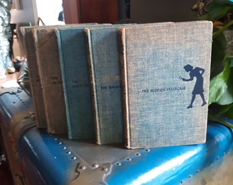 Nancy Drew Lot of 5 by Carolyn Keene Hardcover Books/Hidden Staircase, Secret Of The Old Clock, Whispering Statue, Missing Map, Ivory Charm