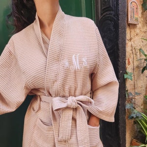 Bridal Party Robe Waffle Weave Cotton Personalized Wedding Bathrobes for Getting Ready Bridesmaids Gifts