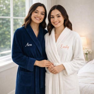 Super Soft Fleece Short Robe | Lightweight Plush Bathrobe