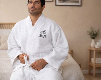 Personalized Waffle Robe for Men – Lightweight Spa Bathrobe, Embroidered Cotton Robe, Groomsmen Gift