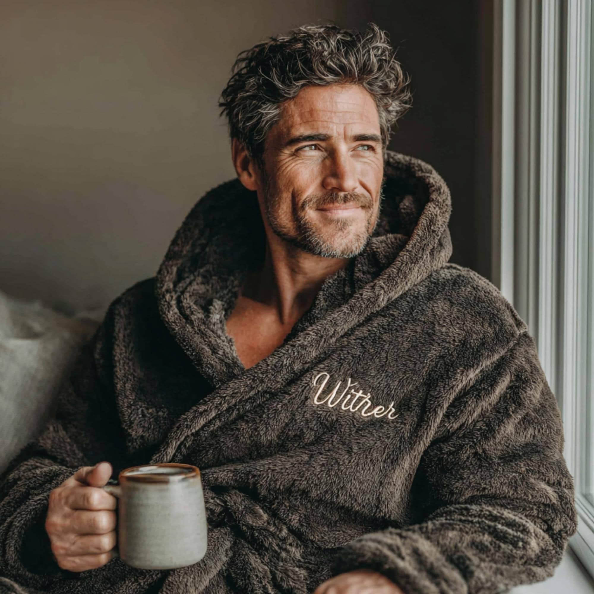 Custom Hooded Robe for Men – Personalized Plush Bathrobe Gift, Cozy Fleece Lounge Robe for Husband, Dad or Boyfriend