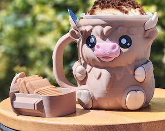 Highland Cow Ice Cream Holder, Personalized Funny Kitchen Decor, Cute Animal Gift, Fits Ben & Jerry’s Haagen-Dazs,  Quirky Sofa Decor