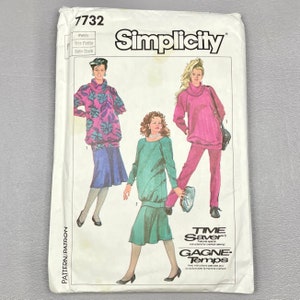 Vintage 1986 Simplicity # 7732 Sewing Cut Pattern, Size Petite 6-8, Woman’s Maternity Knit Raglan Sleeves Top Skirt and Pants, 1980s  Style.