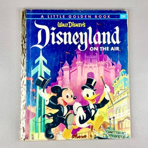 Stara złota książeczka „Disneyland in the Air” Walta Disneya z 1955 r., twarda oprawa, literatura dziecięca, pomysł na prezent dla kolekcjonera.