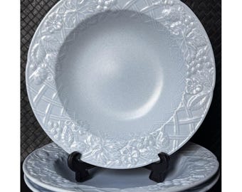 Conjunto de 3 Tigelas de Sopa Mikasa com Borda Larga, Estilo Campestre Inglês, Azul, Vintage 1993 a 1994, Em Ótimo Estado de Conservação.