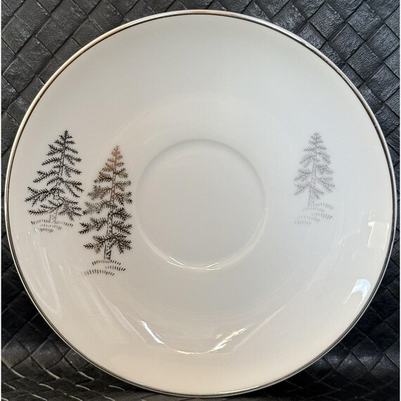 Fukagawa China Arita Silver Tree # 224 Set of 4 Cups and Saucers
