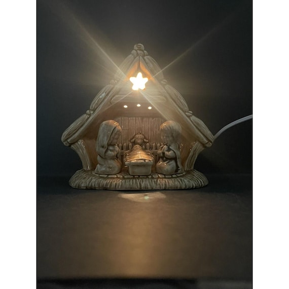 ヴィンテージ陶器製キリスト降誕シーン：7インチのクリスマス