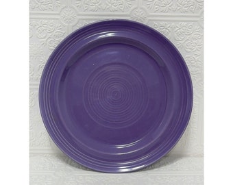 Lilac Purple dinner plate boasts a vibrant lilac purple color that will add a pop of fun to any table setting