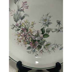 lot assiette et cloche de table Avon