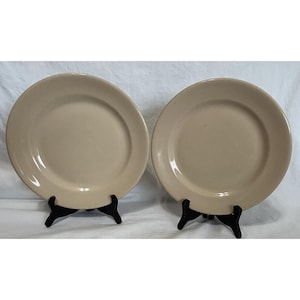 2 VINTAGE SHENANGO China Inca Ware 9 inch Dinner Plates RESTAURANT Quality Beige