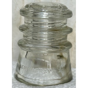 Vintage Hemingray 10 Glasisolator mit Rost