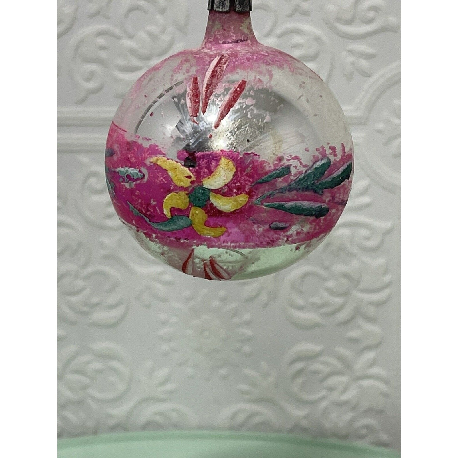Boules de noel en verre soufflé : des boules originales et