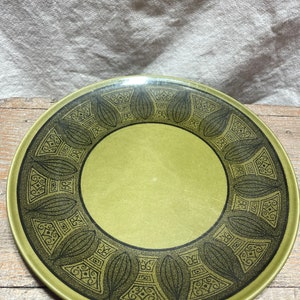 Taylor Smith Taylor Riviera 10 3/8” Atomic Onion Dinner Plate. A rare find!