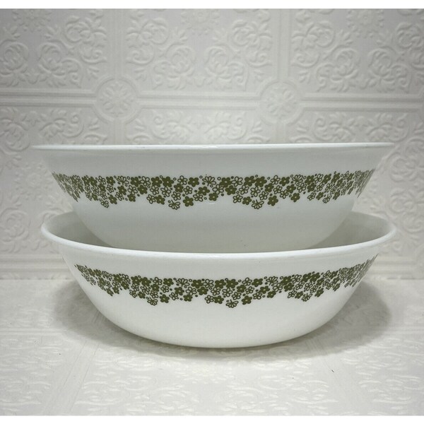 Corelle Crazy Daisy Serving Bowl 1 Qt. 8 1/2"W X 2  1/2”W White w/ Green Flowers