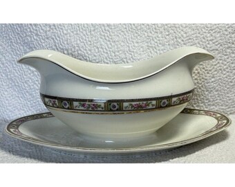 Antique Johnson Bros Gravy Boat with Underplate: 1913 Backstamp, Grannycore Decor