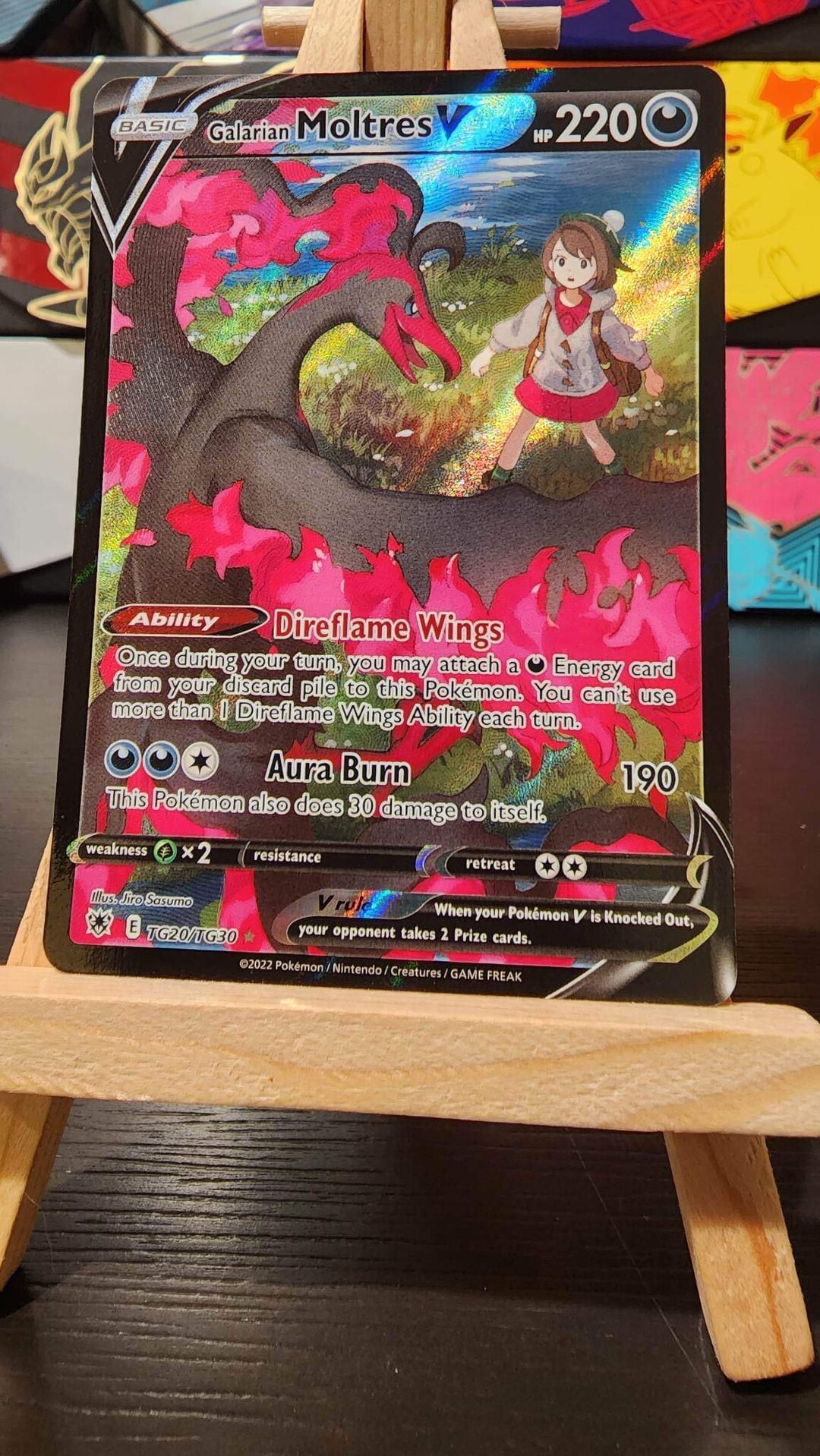 Galarian Moltres V Trainer Gallery 